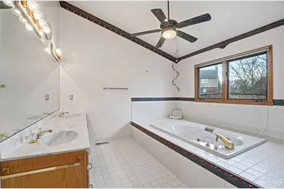 575 Miami Bluff Court, Miami Township, OH 45140 - Photo 28