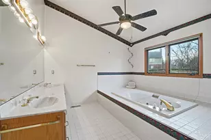 575 Miami Bluff Ct, Miami Township, OH 45140 - Photo 28