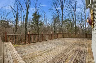 575 Miami Bluff Ct, Miami Township, OH 45140 - Photo 2