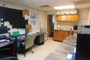 10569 Colerain Rd, Colerain Township, OH 45252 - Photo 14