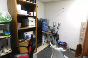 10569 Colerain Rd, Colerain Township, OH 45252 - Photo 18