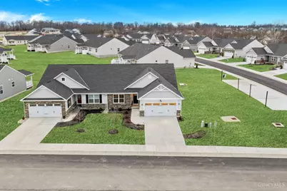 5825 Walden Springs Drive, Fairfield Township, OH 45011 - Photo 2