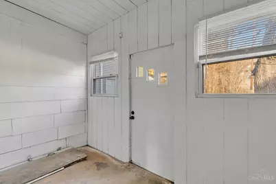 1976 Queen City Avenue, Cincinnati, OH 45214 - Photo 14