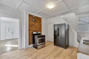 1976 Queen City Ave, Cincinnati, OH 45214 - Photo 8