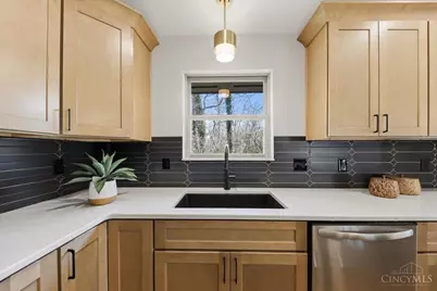 984 Woodcreek Drive, Miami Township, OH 45150 - Photo 22