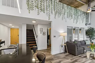 353 W 4th St, Cincinnati, OH 45202 - Photo 32