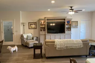 516 Salzberg Ln, Springdale, OH 45246 - Photo 8