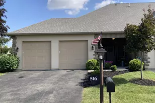 516 Salzberg Ln, Springdale, OH 45246 - Photo 2