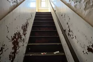 318 W McMicken Ave, Cincinnati, OH 45214 - Photo 8