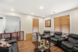 4719 Castle Pl, Cincinnati, OH 45227 - Photo 10