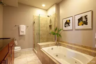 621 Main St, Cincinnati, OH 45202 - Photo 16