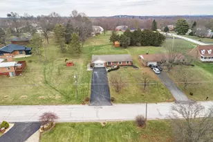 100 Westover Dr, Hillsboro, OH 45133 - Photo 36