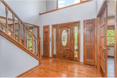 8164 Foxdale Court, West Chester, OH 45069 - Photo 4