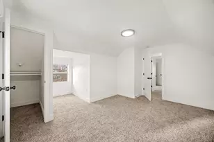 4290 Race Rd, Green Township, OH 45211 - Photo 12