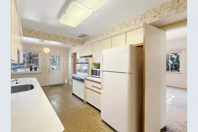 6800 Elbrook Avenue, Amberley, OH 45237 - Photo 24