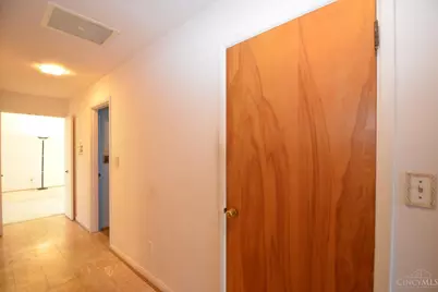 6800 Elbrook Avenue, Amberley, OH 45237 - Photo 54