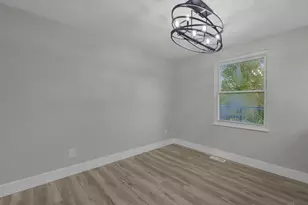 2936 Butterwick Dr, Colerain Township, OH 45251 - Photo 8