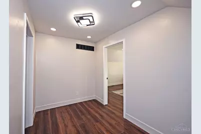 2312 Highland Avenue, Cincinnati, OH 45219 - Photo 42