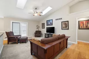 73 Black Walnut Dr, Clearcreek Twp., OH 45066 - Photo 6