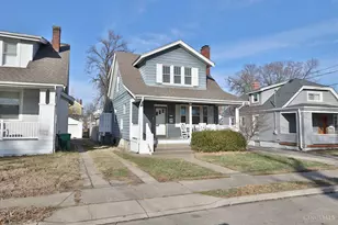 4136 Maple Dr, Cincinnati, OH 45209 - Photo 2