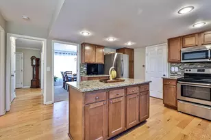 7230 Walnut Creek Dr, West Chester, OH 45069 - Photo 16