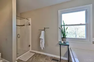 7230 Walnut Creek Dr, West Chester, OH 45069 - Photo 24