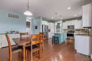 1537 Golf Club Dr, Turtle Creek Township, OH 45036 - Photo 14