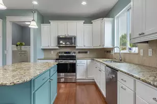 1537 Golf Club Dr, Turtle Creek Township, OH 45036 - Photo 16