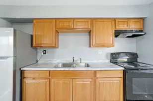 2824 Westknolls Ln, Cincinnati, OH 45211 - Photo 10