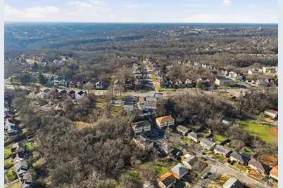 2824 Westknolls Lane, Cincinnati, OH 45211 - Photo 24