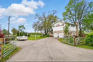 8004 Manning Rd, Germantown, OH 45327 - Photo 1