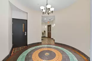 1331 Vine St, Cincinnati, OH 45202 - Photo 10