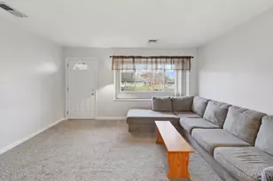 303 Princewood Ct, Springdale, OH 45246 - Photo 12