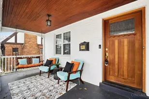 3935 Eileen Dr, Cincinnati, OH 45209 - Photo 6