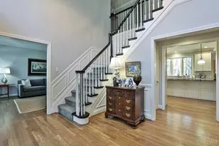 1118 Oakridge Ct, Miami Township, OH 45140 - Photo 4