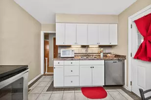 8417 Royal Heights Dr, Colerain Township, OH 45239 - Photo 14