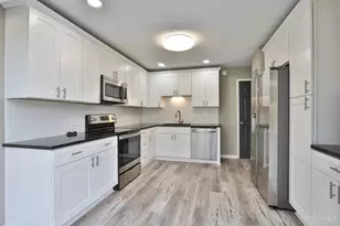 7800 Hosbrook Rd, Madeira, OH 45243 - Photo 16