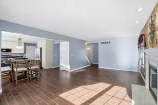 4863 Kleeman Green Dr, Green Township, OH 45211 - Photo 6