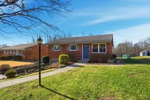 3255 Harmony Ln, Green Township, OH 45248 - Photo 2