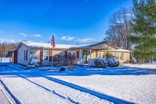 424 Mt Zion Rd, Seaman, OH 45679 - Photo 1