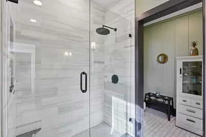 785 Greenville Avenue, Glendale, OH 45246 - Photo 22