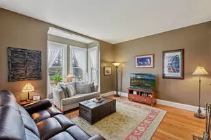 785 Greenville Ave, Glendale, OH 45246 - Photo 6