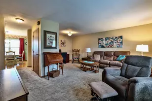 3263 Roesch Blvd, Fairfield, OH 45014 - Photo 2