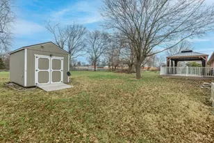 646 Marieda Dr, Union Township, OH 45245 - Photo 28