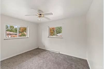 77 E Handel Lane, Green Township, OH 45218 - Photo 12