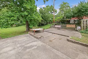 77 E Handel Ln, Green Township, OH 45218 - Photo 28