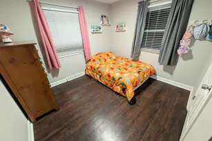 859 Gilcrest Ln, Delhi Township, OH 45238 - Photo 10