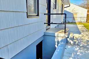 5940 Kenneth Ave, Cincinnati, OH 45224 - Photo 12