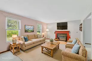 3646 Rackacres Dr, Green Township, OH 45211 - Photo 8