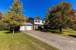 3646 Rackacres Dr, Green Township, OH 45211 - Photo 2